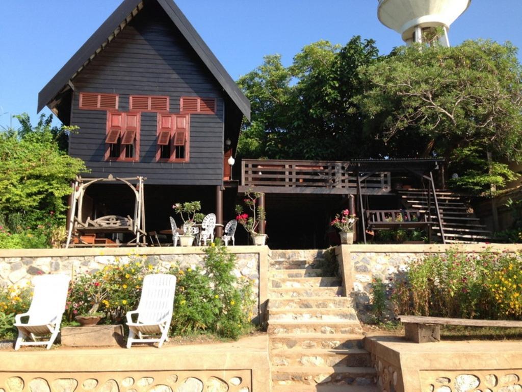 Ayothaya Riverside House Ayutthaya Ruang foto