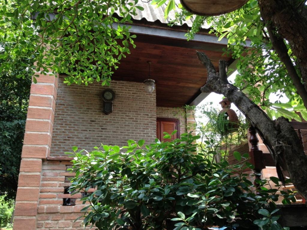 Ayothaya Riverside House Ayutthaya Ruang foto